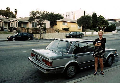 Sigrid with car
