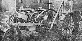 Norges første bensindrevne traktor